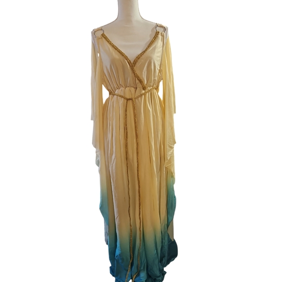 Greek Goddess Costume - Picture 2 of 4